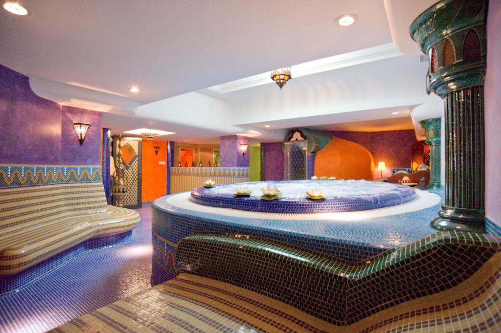Amira Boutique Hotel Hévíz Wellness&Spa Esterno foto
